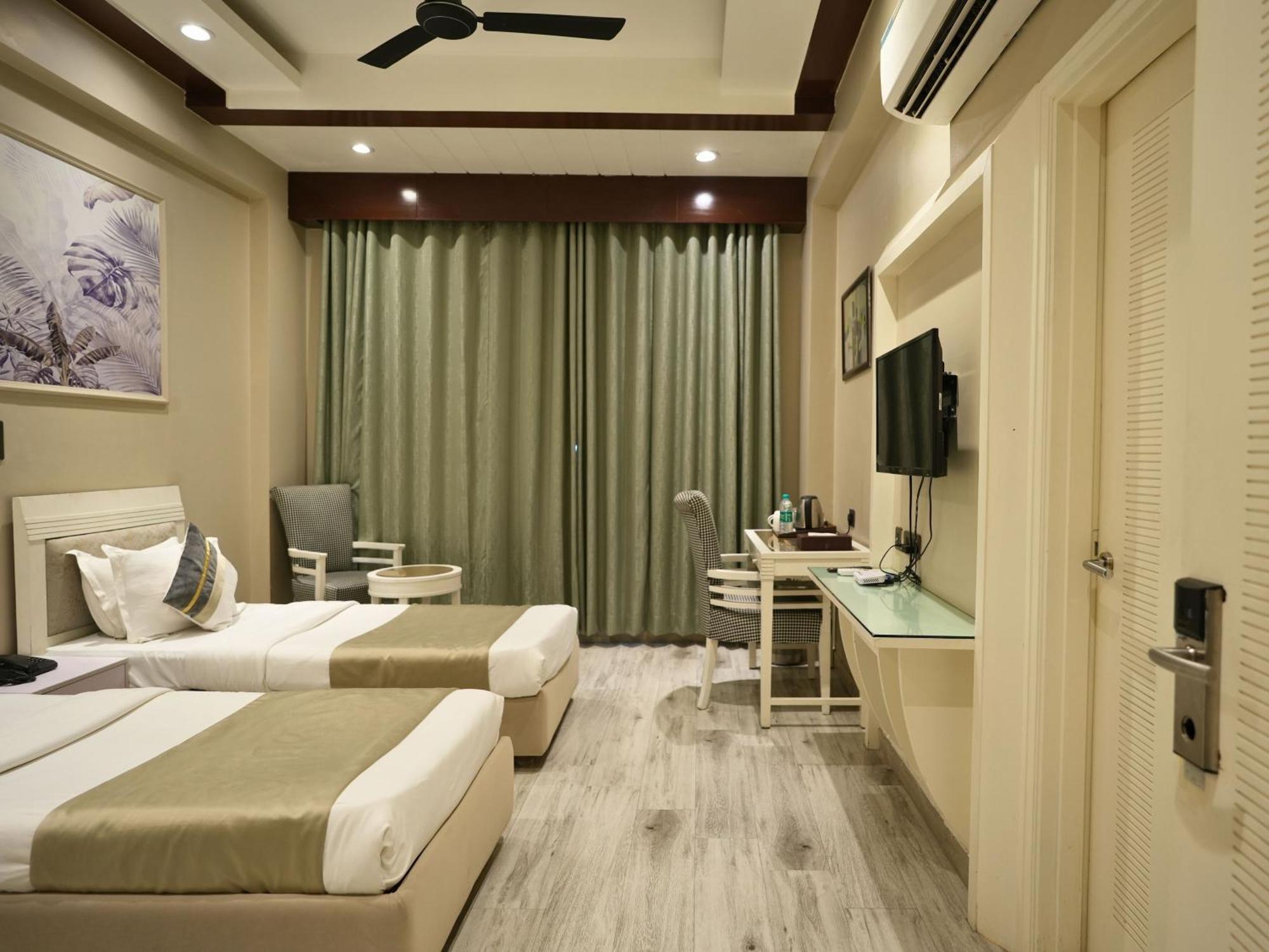 Skon Boutique By Orion Hotels Nueva Delhi Exterior foto