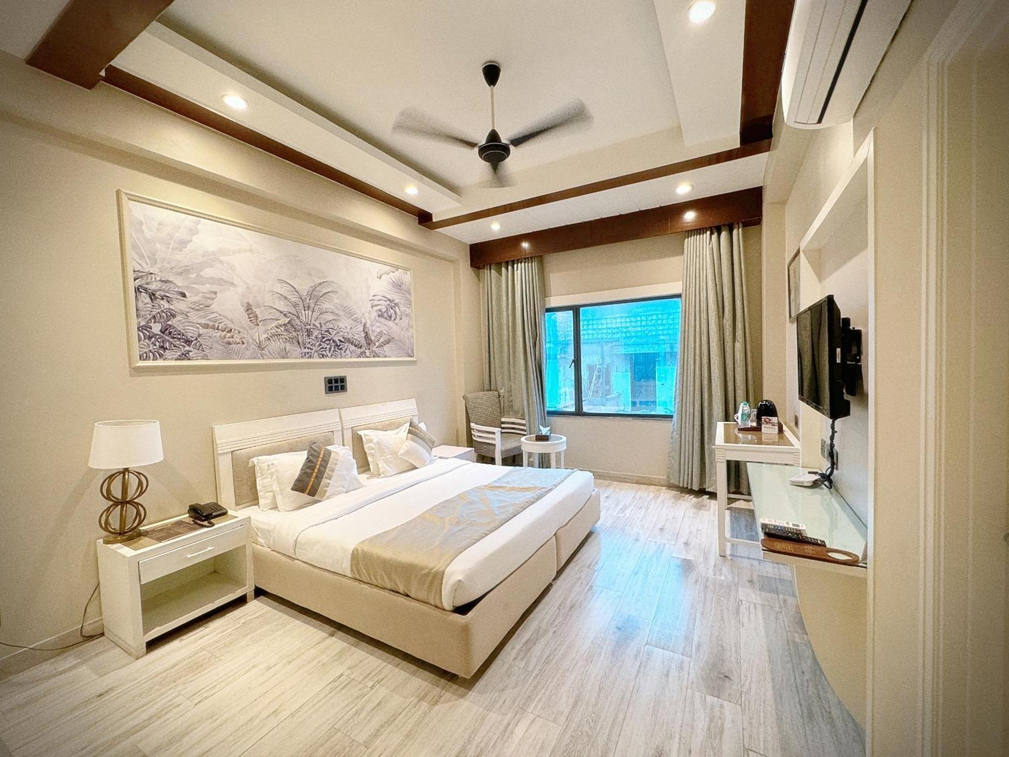 Skon Boutique By Orion Hotels Nueva Delhi Exterior foto